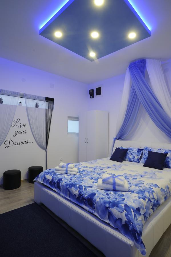 Apartment Rinaldi Lux เบลเกรด ภายนอก รูปภาพ
