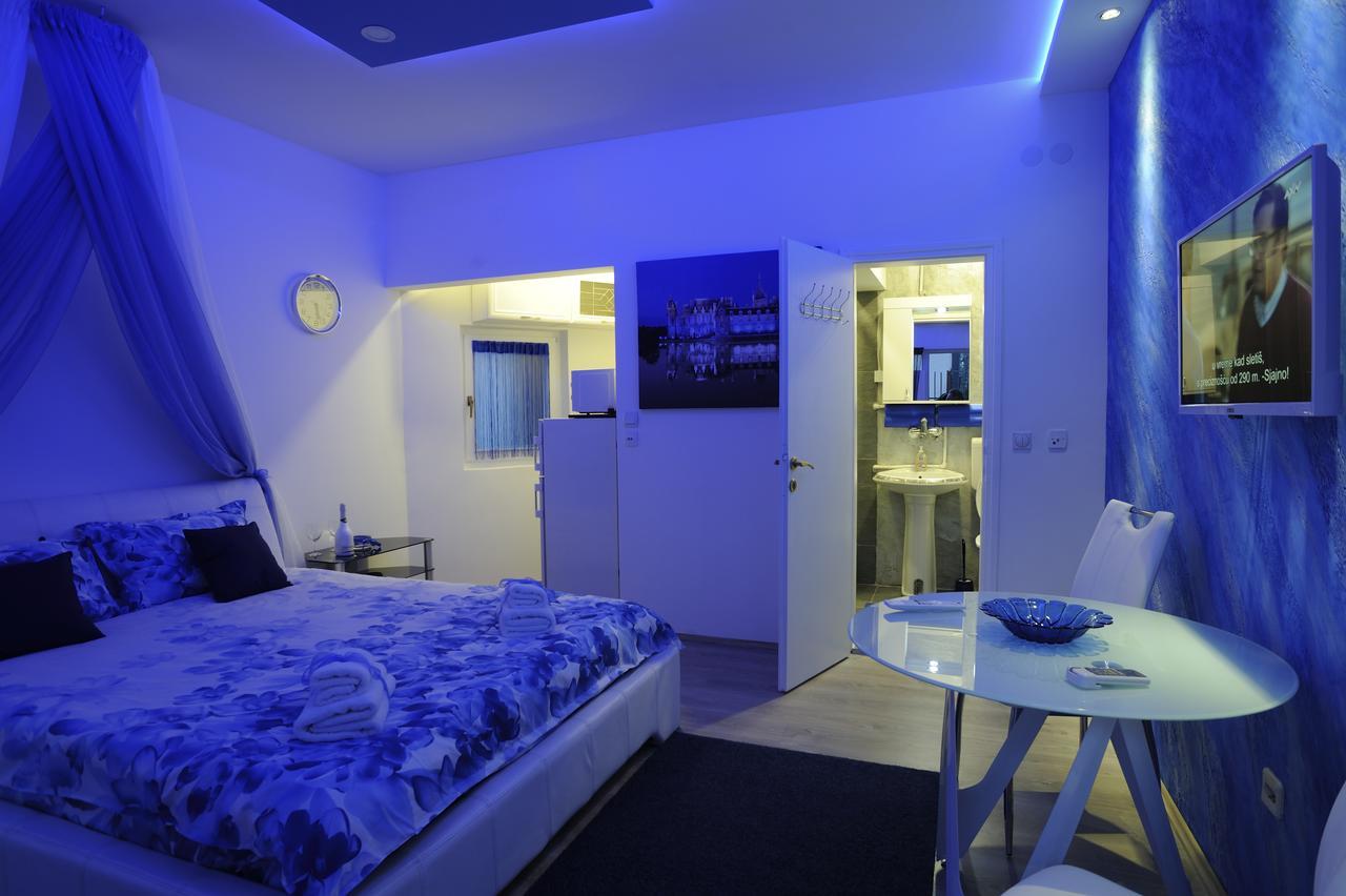Apartment Rinaldi Lux เบลเกรด ภายนอก รูปภาพ