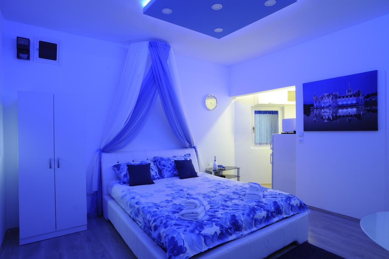 Apartment Rinaldi Lux เบลเกรด ภายนอก รูปภาพ
